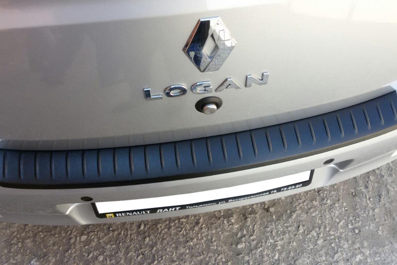 Накладка заднего бампера Renault Logan (с 2012)