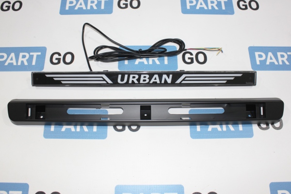 Накладка «URBAN» на крышку багажника Нива - с подсветкой