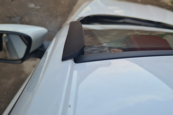 Водостоки лобового стекла «STELS» на Renault Duster (с 2010)